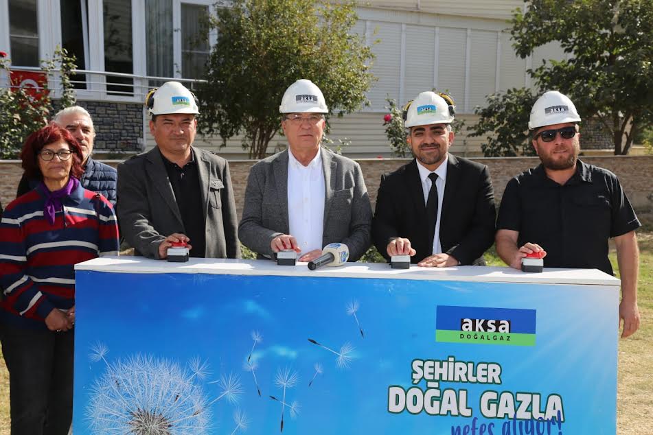 ALTINKUM VE İKİZÇAY'A DOĞALGAZ 