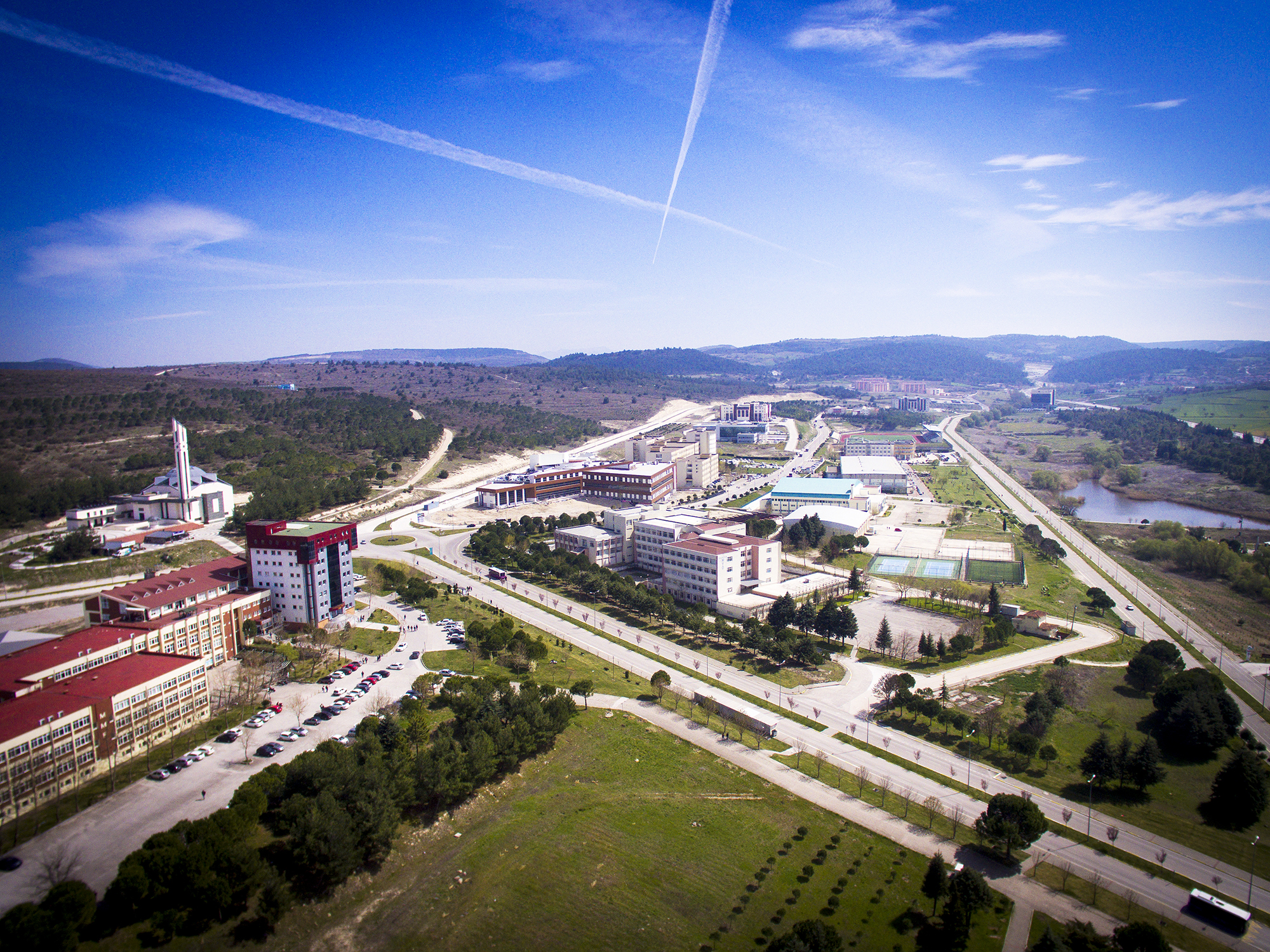 ULUSLARARASI ÖĞRENCİLERDEN BAÜN'E BAŞVURU REKORU