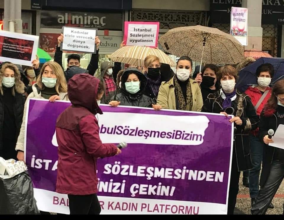 ''İstanbul Sözleşmesinden elinizi çekin”