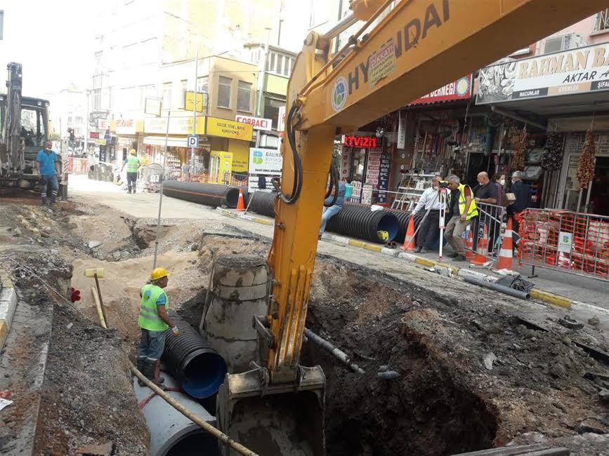 Zağnos Paşa Camisi etrafında su taşkınlarına son