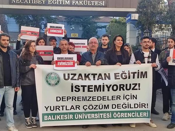 UZAKTAN EĞİTİME BAÜN ÖĞRENCİLERİNDEN TEPKİ