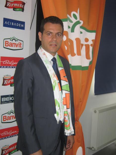 Banvit’in eski baş antrenörü Itoudis Fenerbahçe’de