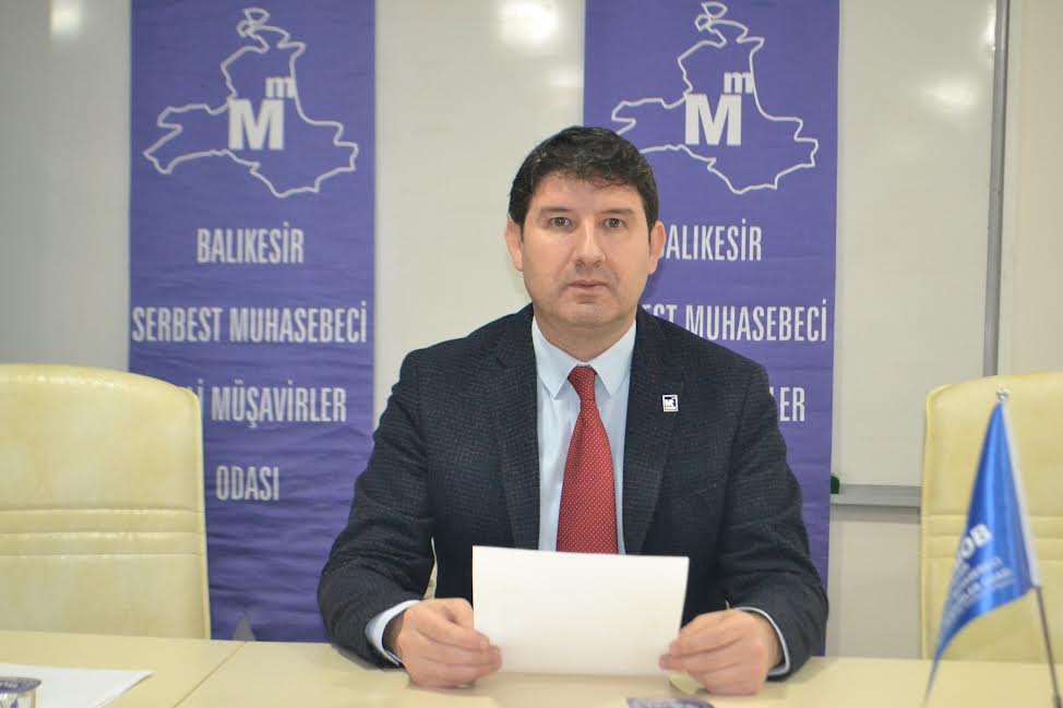 YENİ SINAV TRAFİĞİNE MESLEK MENSUPLARI UYAMAZ