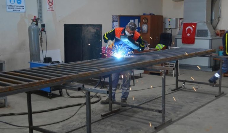 Büyükşehir üreterek tasarruf ediyor