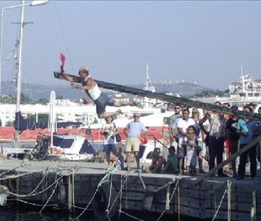 Erdek’te Denizcilik Bayramı’nın deniz etkinlikleri iptal