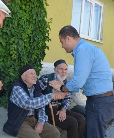 BABALAR, EVLATLARININ KAHRAMANLARIDIR