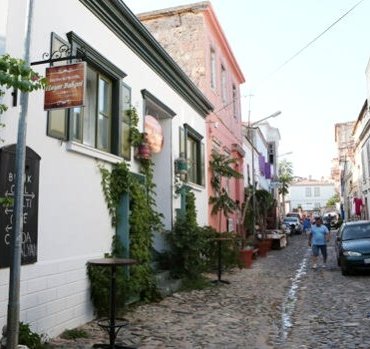 cunda_ziyaretcilerini_agirliyor_13297586_osd