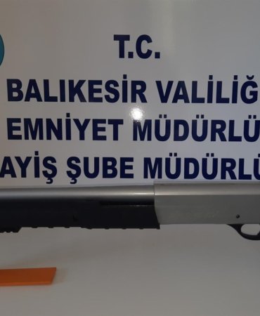 Çok sayıda ruhsatsız silah ele geçirildi