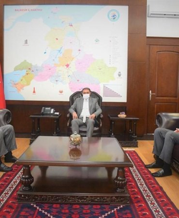 YIRCALI’LARDAN VALİ ŞILDAK’A ZİYARET