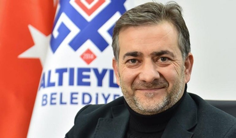 altieylul_baskan_vekili_partisinden_istifa_etti