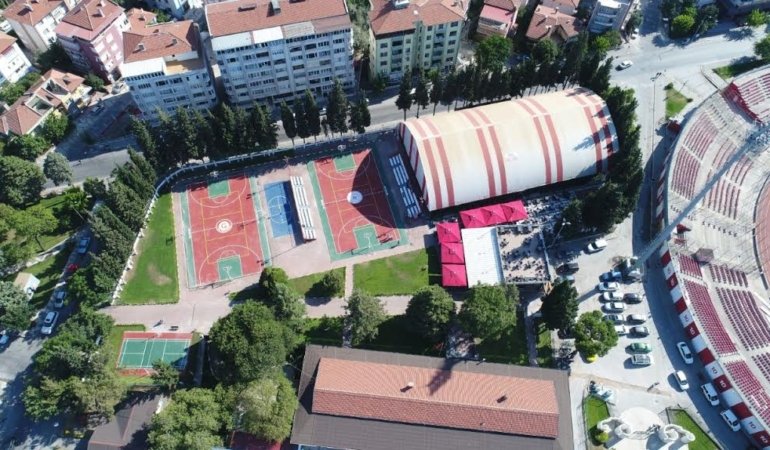 50. YIL PARKI YENİLENEREK HİZMETE GİRDİ