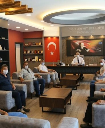 BAŞKAN ARSLAN MUHTARLARLA BİR ARAYA GELDİ
