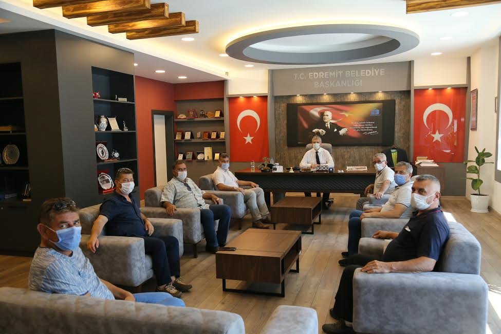 BAŞKAN ARSLAN MUHTARLARLA BİR ARAYA GELDİ