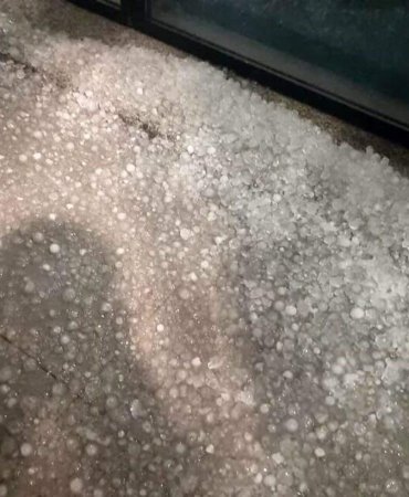 Ayvalık ve Burhaniye'yi dolu vurdu, hasar tespit çalışmaları başladı