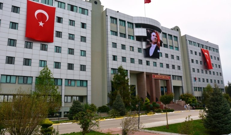 BAÜN'DE HUKUK FAKÜLTESİ KURULDU