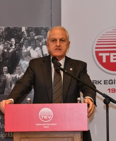 ''Bir Bağışla, Onu Eğitime Bağla''