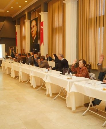 AYVALIK BELEDİYE MECLİSİ’NDEN ÖRNEK KARAR