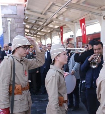 LISELI-IZCILER-8balikesir24saat-1