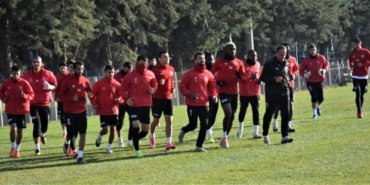 Balıkesirspor'da koranavirüs şoku