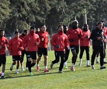 Balıkesirspor'da koranavirüs şoku