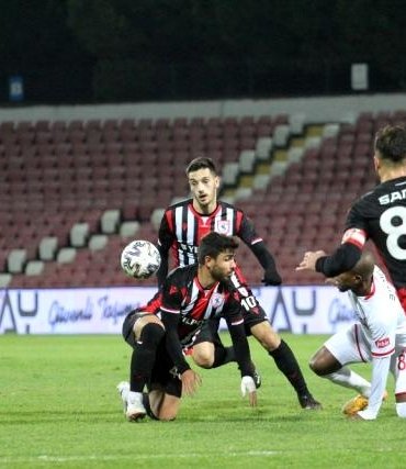 tff_1_lig_balikesirspor_1_yilport_samsunspor_13802966_osd
