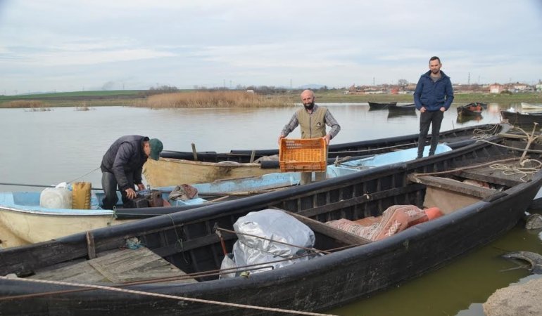 Kuş Gölü balığa hasret