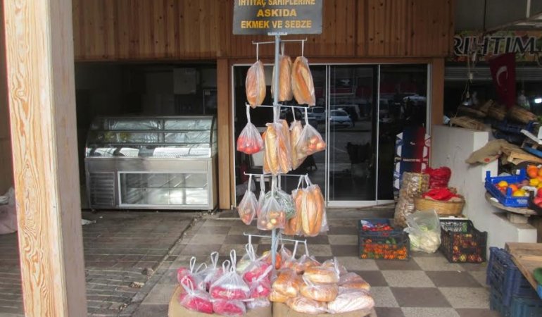 Bandırma’da “Askıda ekmek”