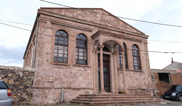 BEKİR COŞKUN ANISINA CUNDA’DA KÜTÜPHANE KURULACAK