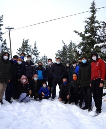 ALTIEYLÜL BELEDİYE SPOR’UN GENÇLERİ YABAN HAYVANLARI İÇİN DOĞADA