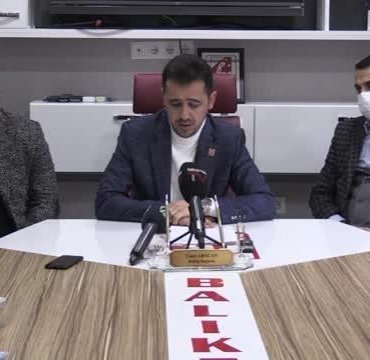 balikesir_balikesirspor_transfer_tahtasini_ac_3_13887875_osd