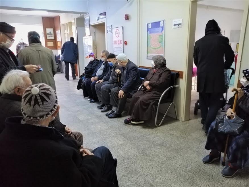 TABİP ODASI UYARIYOR...YETERLİ MİKTARDA AŞI YOK