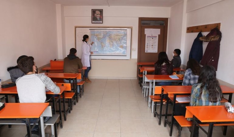 BURSEM KURSLARI KISMEN BAŞLADI