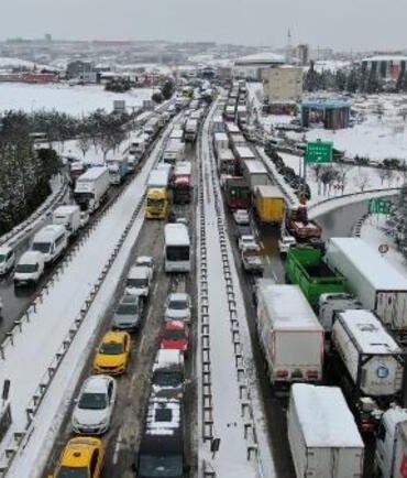 Balıkesir-Susurluk yolu 16 saattir kapalı!