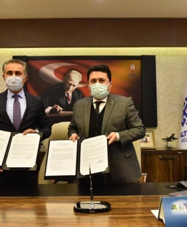 ALTIEYLÜL’DEN “GENÇ OFİS” HAREKETİ