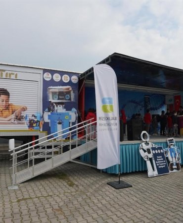 Bilim TIR’ı yolculuğuna başladı