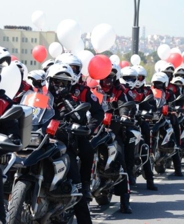 23 Nisan Konvoyuyla 23 Nisan Coşkusu