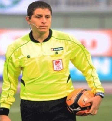 Derbinin hakemi Kutluhan Bilgiç