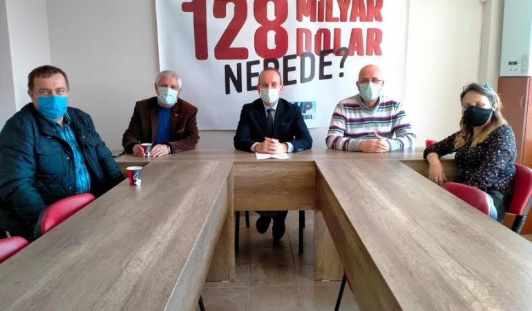 BANDIRMA CHP: ''128 Milyar Dolar Nerede?''