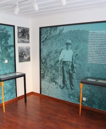 EDREMİT SABAHATTİN ALİ’SİNİ ANIYOR