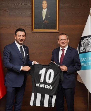 AYVALIK VE BEŞİKTAŞ BELEDİYE BAŞKANLARI BULUŞTU