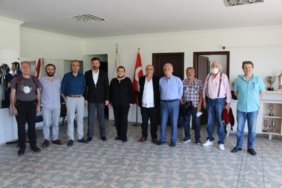 KEV’den Erdekli yöneticilere kitap armağanı