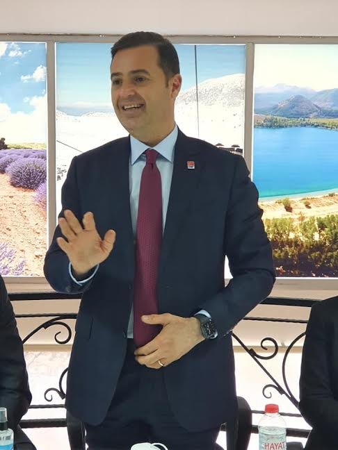 ‘İKTİDARIN YENİ MÜJDESİ YİNE ZAM ÇIKTI’ ’10 GÜNDE BİR ENERJİYE YENİ ZAM’