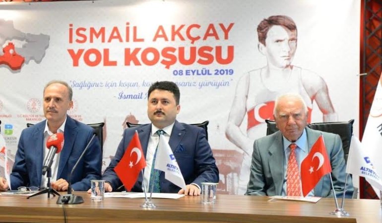 ALTIEYLÜL’E BÜYÜK ONUR