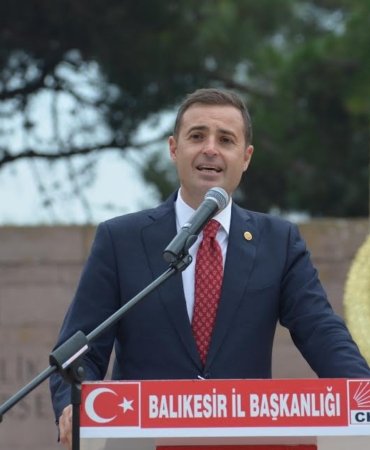 DEMOKRASİ ŞEHİTLERİMİZİ UNUTMAYACAĞIZ