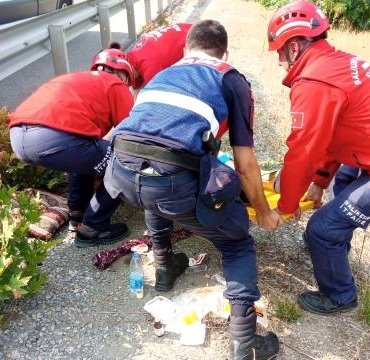 kamyonet-takla-atti-1-yarali-2-14288176_osd