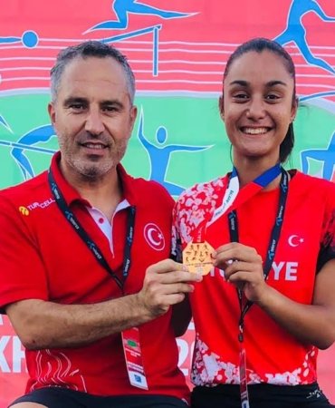 Aleyna Karaca Balkan üçüncüsü