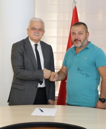 BURHANİYE BELEDİYESPOR YENİ TEKNİK DİREKTÖRLE ANLAŞTI