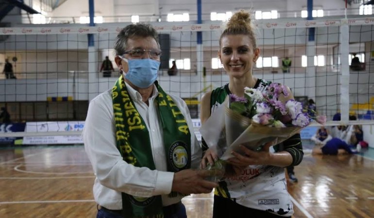 Edremit Belediyesi Altınolukspor galibiyetle başladı