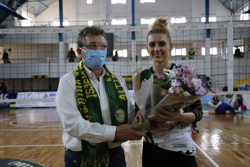 Edremit Belediyesi Altınolukspor galibiyetle başladı