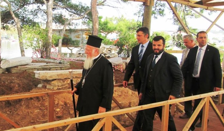 Bartholomeos, ABD’de hastaneye kaldırıldı